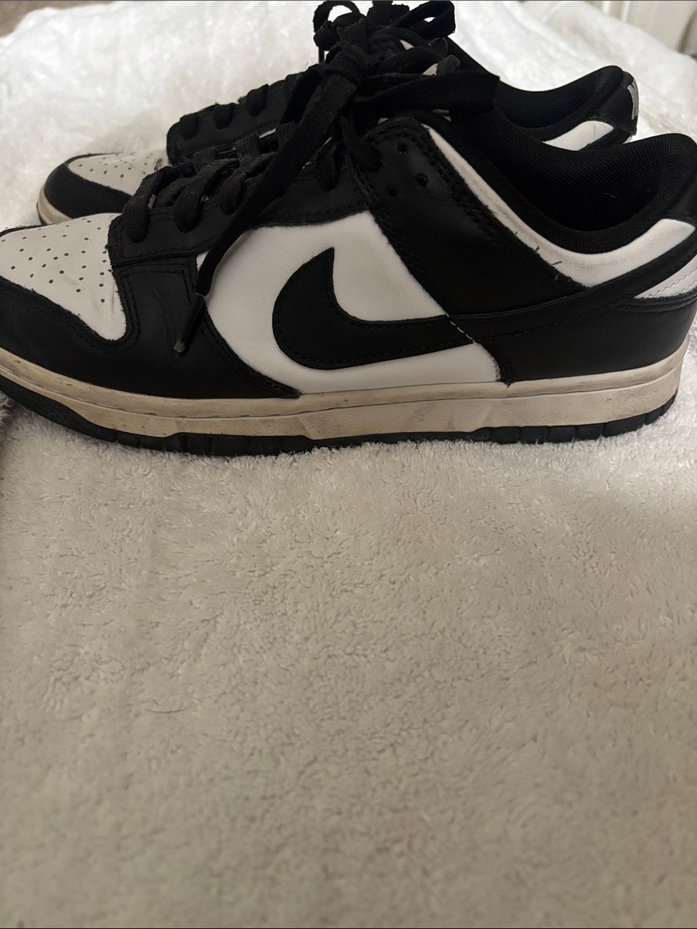 Nike Black and White Low-Top Skate-Inspired Sneakers
